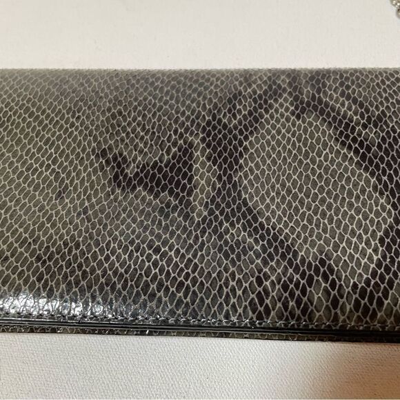 Anne Taylor Leather Shoulder Bag in Python Print - Picture 7 of 11